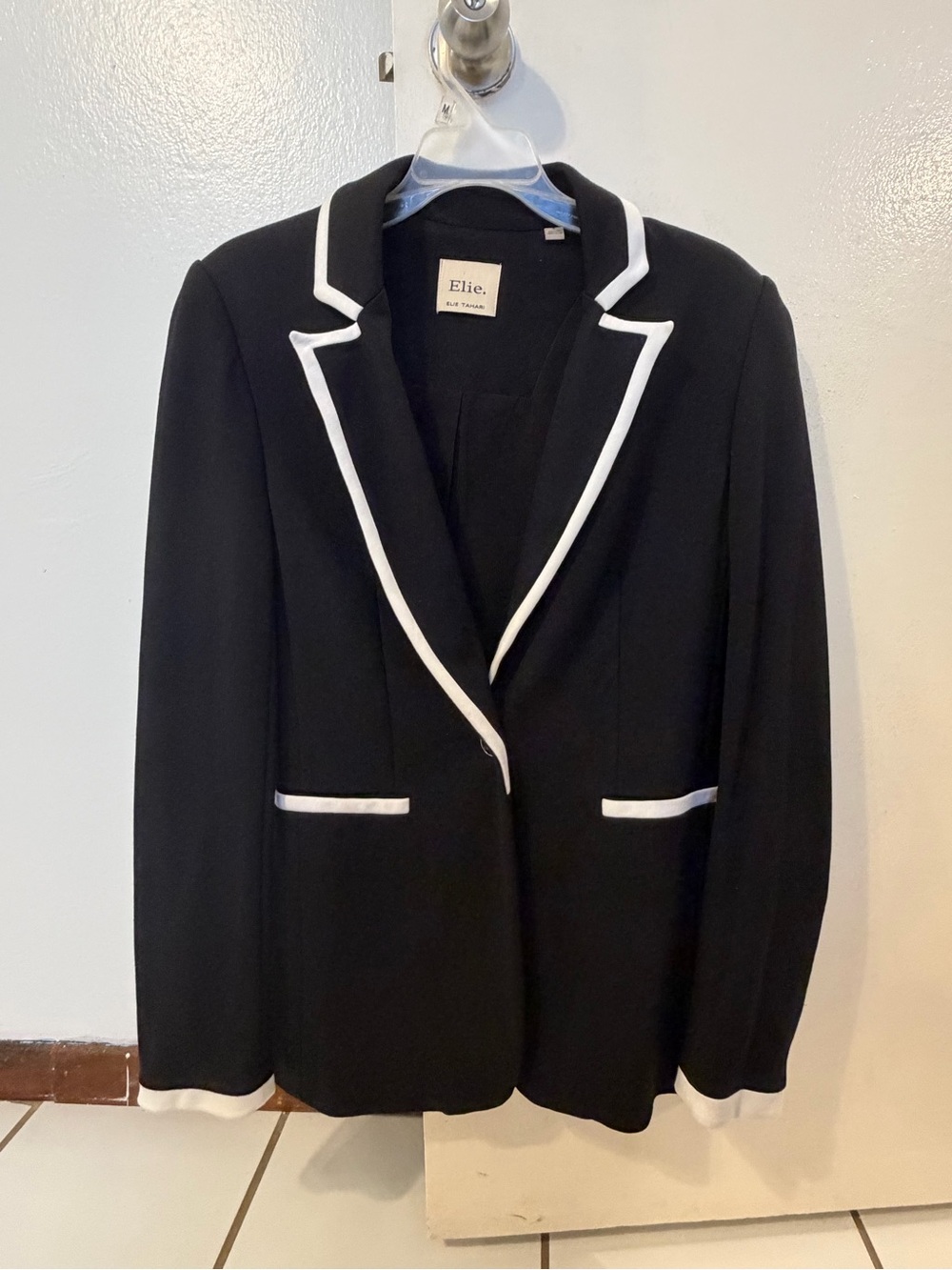 Elie Tahari Black Blazer with White Piping